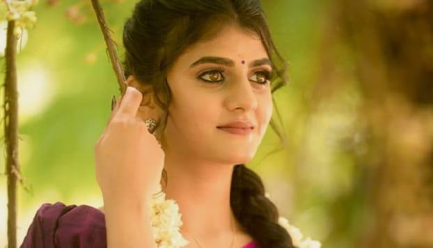 സമ്പാദ്യം ആയപ്പോൾ ആദ്യം തിരിച്ചെടുത്തു അമ്മയെ ഏൽപ്പിച്ചത് ആ മാലയായിരുന്നു.