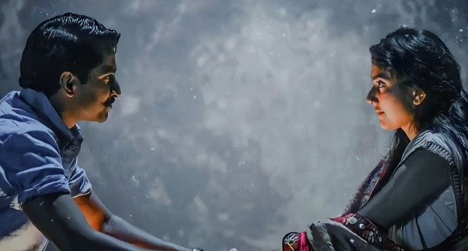 സാധനം ഉണ്ടോ, അതോ വാങ്ങിച്ചിട്ട് വരണോ?””