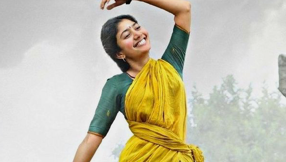 ചാനല് മാറ്റിയപ്പോൾ അഭിയേട്ടൻ മറ്റൊരു പെണ്ണിനെ കെട്ടിപ്പിടിക്കുന്ന സീനാണ് ആദ്യം കണ്ടത് .. കാണണോ വേണ്ടെയെന്ന് ഒരു നിമിഷം ചിന്തിച്ചു പിന്നീട് എഴുന്നേറ്റ്…..