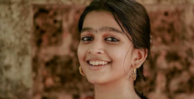 ഇവർക്കിത് വയസ്സുകാലത്ത് എന്നാത്തിന്റെ കേടാ….. തള്ളയ്ക്കും മോൾക്കും ഒരുമിച്ച് പോയി .പ്രസവിക്കാം…..”