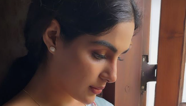 കോളേജിൽ നിന്ന് അനുവാദം കിട്ടിയില്ല, 4 വർഷം ഒരേ മുറിയിൽ കൂടപ്പിറപ്പിനെ പോലെ കഴിഞ്ഞ കൂട്ടുകാരിയുടെ കല്ല്യാണം കൂടാൻ…..