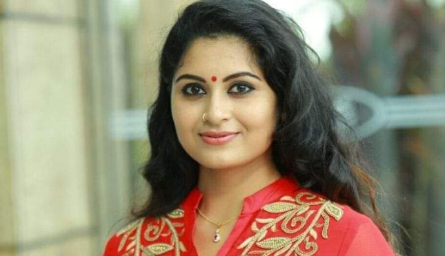 അച്ഛൻ എന്ത് പറഞ്ഞാലും ഞാൻ വിവാഹo കഴിക്കുന്നെങ്കിൽ അത് രാഹുലിനെ തന്നെ ആയിരിക്കും. അച്ഛൻ മദ്യപിക്കുന്നതിനു മകൻ എന്ത് പിഴച്ചു…