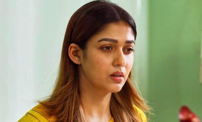 “ഇക്ക പെങ്കോന്തൻ ആവണ്ട.. എന്നെയൊന്നു മനസ്സിലാക്കിയാൽ മതി.. ഇടക്കൊന്നു ചേർത്തുപിടിച്ചാൽ മതി.. എന്റെ ടെൻഷൻ മാറും.”