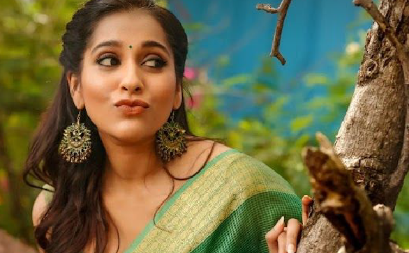 പെറാത്ത പെണ്ണിനെ നിന്നോടാരാ വീണ്ടും വിളിച്ചിറക്കി കൊണ്ടരാൻ പറഞ്ഞെ”