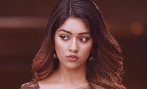 “”കിളുന്ത് കൊച്ചാ സാറേ…. ഒന്ന് മയത്തിലൊക്കെ ആയിക്കോട്ടെ… “”