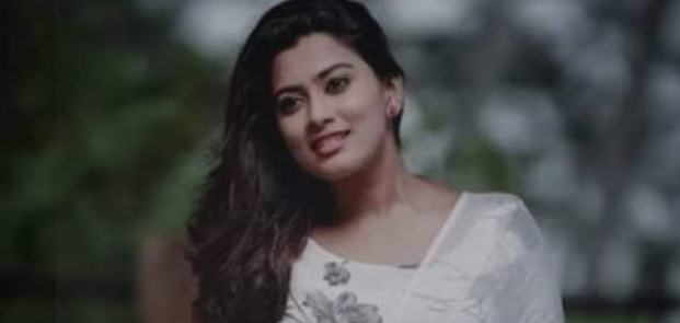 വരുൺ നീ എന്നെ സ്വീകരിക്കും എന്ന ഉത്തമ വിശ്വാസത്തിലാണ് ഞാൻ ഈ രാത്രി വീട് വിട്ടു ഇറങ്ങിപ്പോന്നത്.. ഇനി തിരിച്ചു പോകാൻ പറയരുത്…