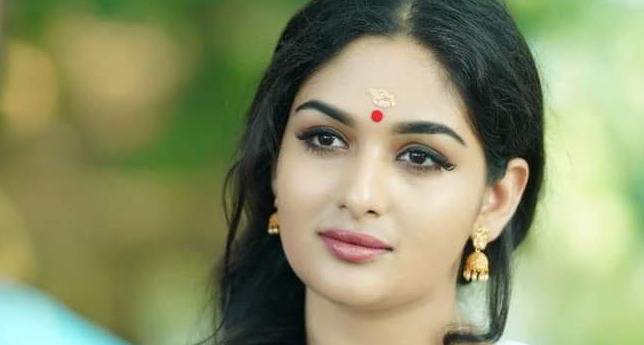 ഭാര്യ മറ്റൊരുത്തന്റെ കൂടേ പോയെന്നറിഞ്ഞു ഒരുപാട് പേര് കാണാൻ വന്ന്.