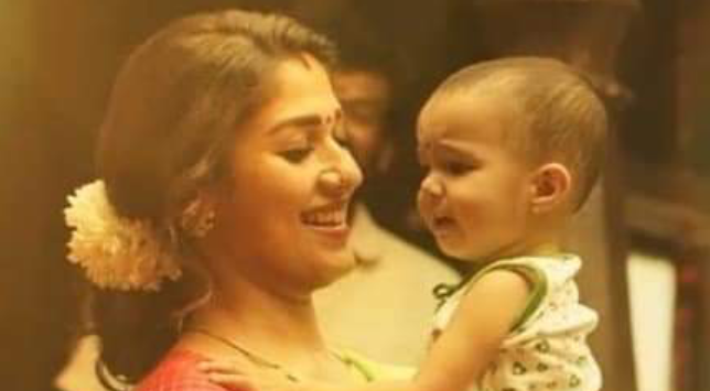 അഞ്ചു മണിയുടെ അലാറം ഓഫാക്കി സാറാ കൊച്ച് വീണ്ടും കിടന്നു .പത്തു മിനിറ്റ് കഴിഞ്ഞപ്പോൾ അടുത്ത അലാറം അടിച്ചു.ഇന്നലത്തെ കെട്ട് വിടുന്നില്ലല്ലോ എന്ന് പിറുപിറുത്തു