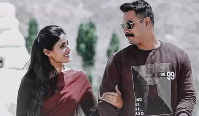 “” കൺഗ്രാജുലേഷൻസ് അമല… തന്റെ ഇടിയൻ പോലീസിനോട് പറഞ്ഞേക്ക് ആളൊരു അപ്പനാകാൻ പോകുവാണെന്ന്…. “”