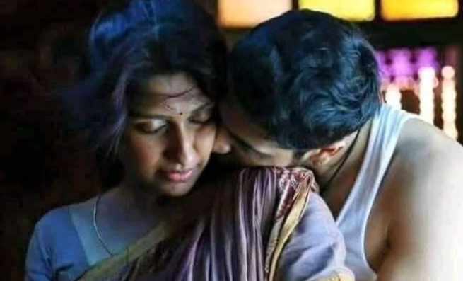 എവിടെക്കാ ഇങ്ങനെ ഒരുങ്ങികെട്ടിപോകുന്നത്?  അറിയില്ലേ ?,,,ഓഫീസിലേക്ക്  അതറിയാം ,പക്ഷെ നിങ്ങളുടെ ഈ ഒരുക്കം കണ്ടാൽ ഏതോ ഒരു ഒരുത്തി നിങ്ങളെയും കാത്തു അവിടെ നിൽക്കുന്നതുപോലെ തോന്നും