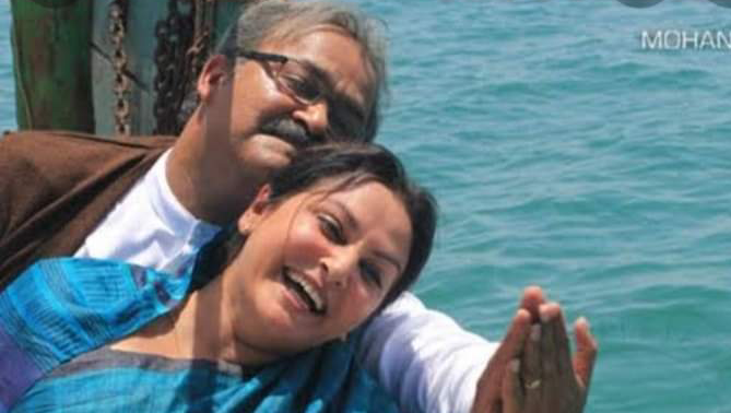 ലക്ഷ്മിക്കുട്ടി !!ലക്ഷ്മി ക്കുട്ടി വന്നിട്ടുണ്ടോ?? ഒന്ന് മയങ്ങി പോയിരുന്നു നഴ്‌സ്‌ ഉച്ചത്തിൽ വീണ്ടും വിളിക്കുന്ന കേട്ടപ്പോൾ കസേരയിൽ നിന്ന് ചാടി പിടിച്ചെഴുന്നേൽക്കവേ കാലൊന്ന് വേച്ചു പോയി…