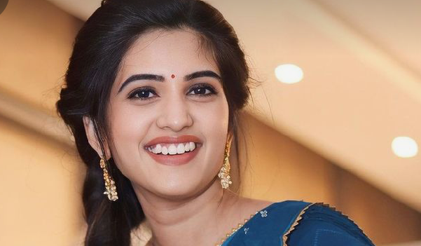 ആറു വർഷം മുൻപ് പ്രശാന്ത് ചാർത്തിയ താലി ആണ് താനിന്ന് അഴിച്ചു തൂക്കി വിറ്റത്…