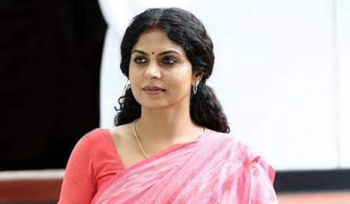 നിങ്ങൾക്കെന്താ പറ്റിയത്? എന്നെ എന്തിനാ ഇങ്ങനെ അവോയിഡ് ചെയ്യുന്നത്? നിങ്ങൾക്കെന്നോട് തൃപ്തിക്കുറവ് വല്ലതുമുണ്ടോ?