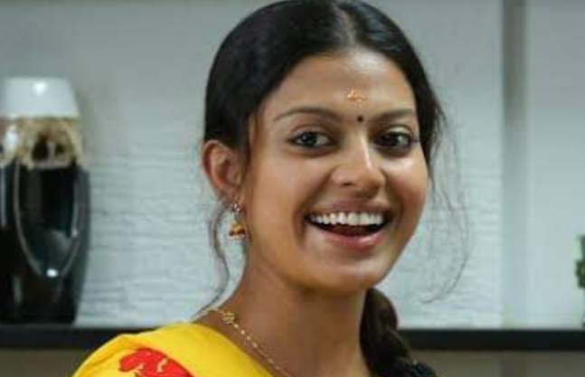 ഇനി ഞാൻ നിന്നോട് മിണ്ടാൻ വരുമെന്ന് സ്വപ്നത്തിൽ പോലും നീ വിചാരിക്കണ്ട ,,,